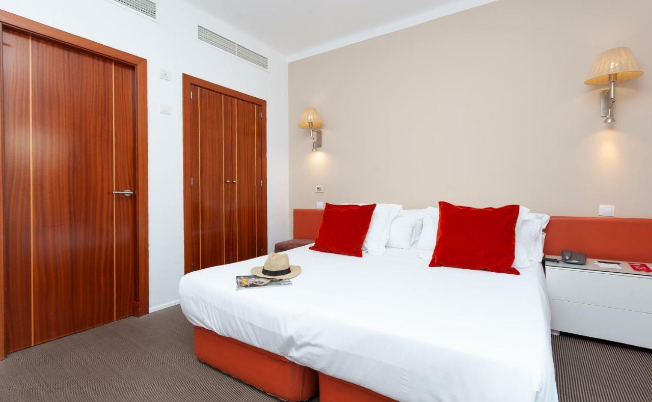 ยูอาร์ ปอร์โตฟิโน Hotel ปัลมาเดมายอร์กา ภายนอก รูปภาพ